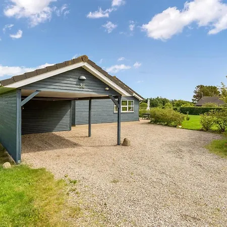 Feriehus Lari - 600m From The Sea By Interhome