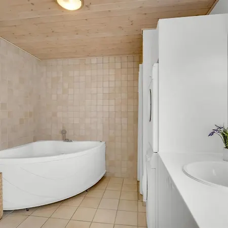 Lari - 600m From The Sea By Interhome Semesterbostad *